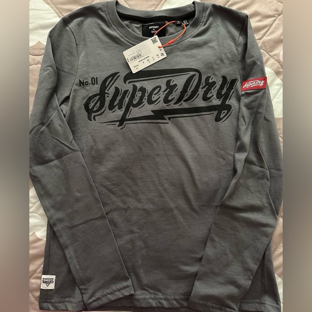 Superdry Women’s Boho Graphic Long Sleeve Top Size (4) NWT 😍